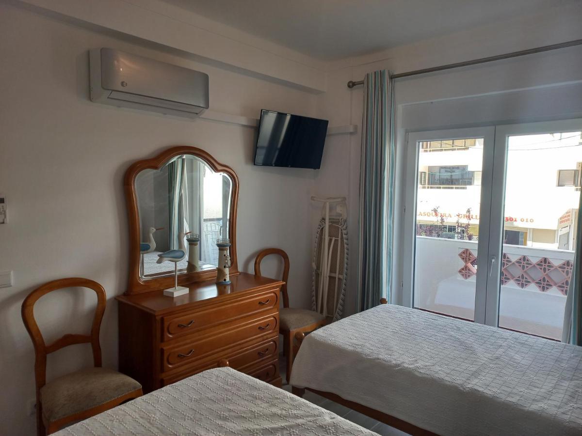 Regueiro Quarteira Beach Apartment Exterior foto