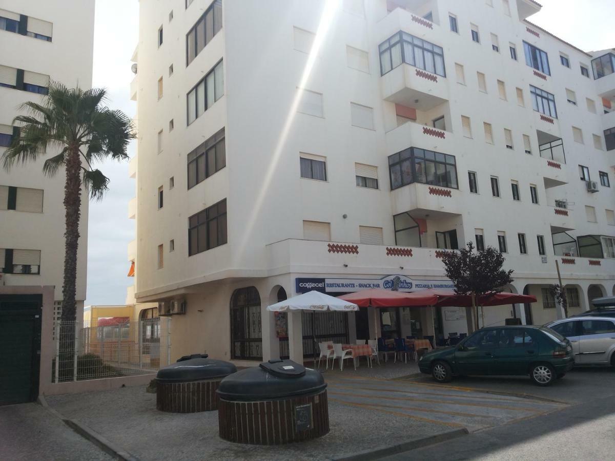 Regueiro Quarteira Beach Apartment Exterior foto