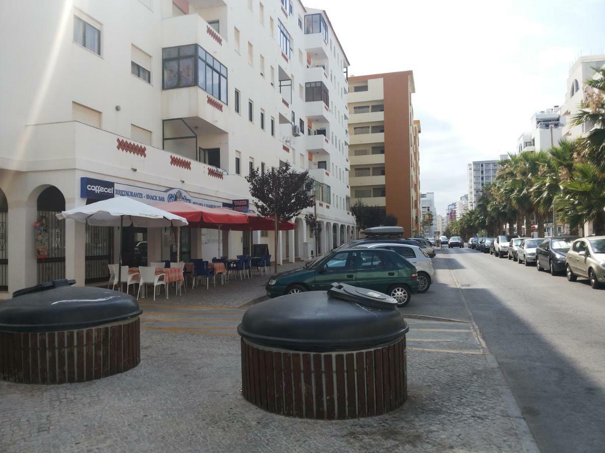 Regueiro Quarteira Beach Apartment Exterior foto